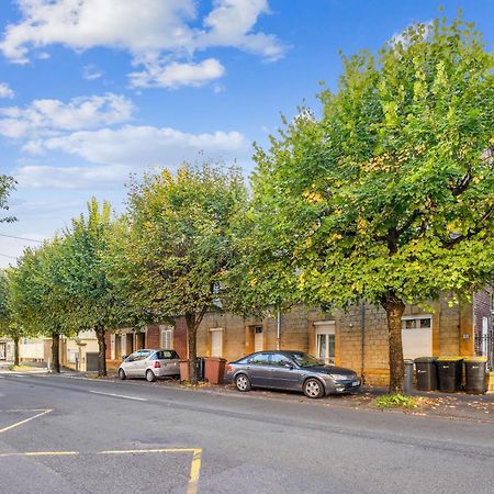Budget Appart Avec Parking Au Centre-Ville Charleville-Mezieres Ngoại thất bức ảnh